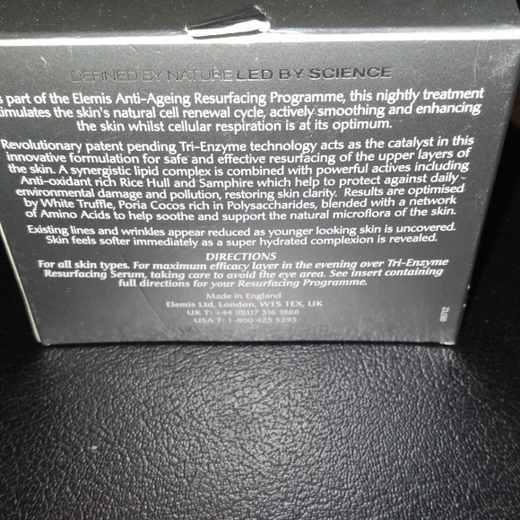 Elemis -Tri Enzyme Resurfacing Night Cream - Picture 4 of 5